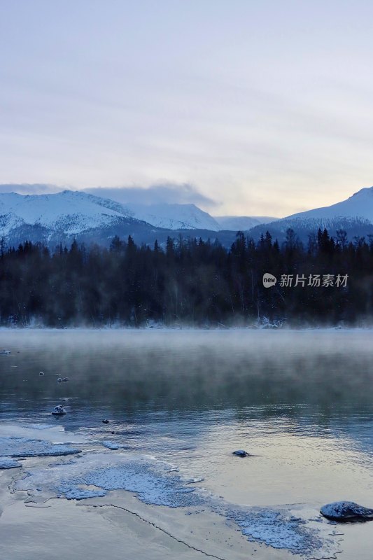 新疆喀纳斯/冬季雪景/阿勒泰的清晨