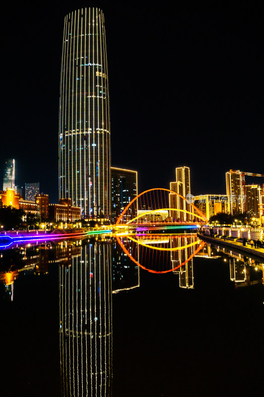 天津市津湾广场海河边大沽桥夜景