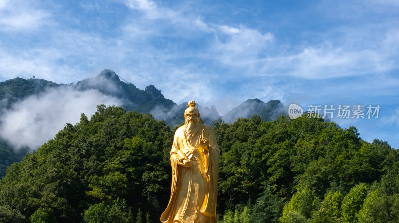 洛阳老君山景区老子雕像