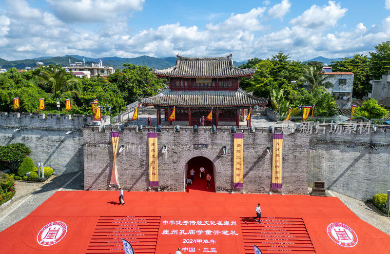 海南三亚崖州古城高视角历史文化航拍全景