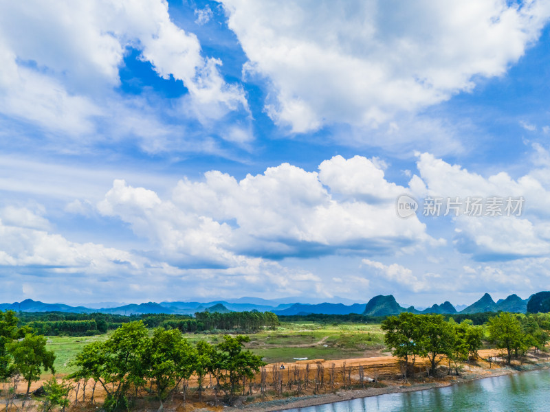 桂林夏季漓江风景区