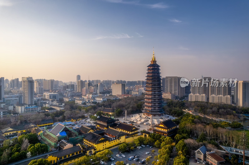 江苏省常州市红梅公园天宁寺航拍