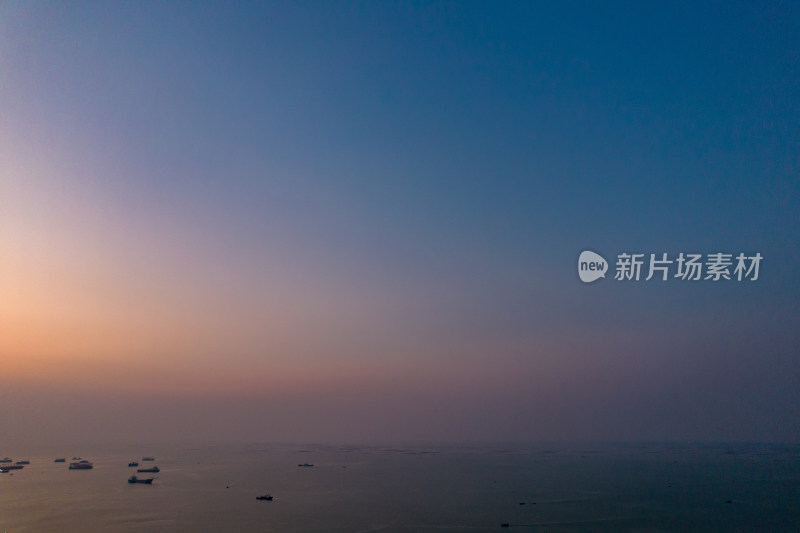 广西北海夜幕降临晚霞夕阳航拍摄影图