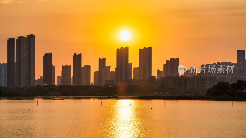 湖北武汉金银湖的落日