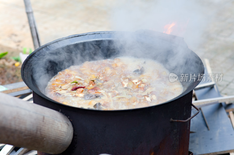 大铁锅乱炖美食