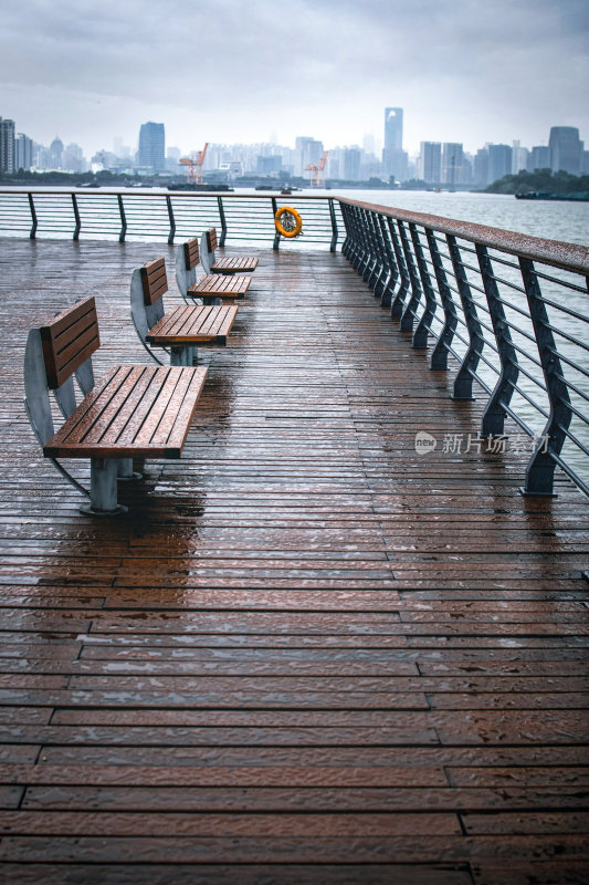 上海黄浦江畔城市风景一角