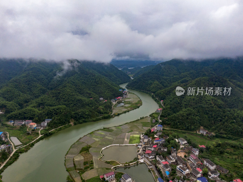 祖国壮丽山河美丽乡村航拍摄影图