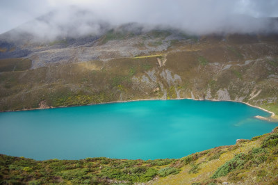 西藏山南白玛林措山水自然风景