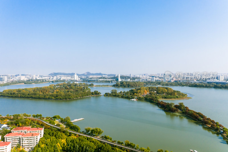 有岛屿的水域城市风光鸟瞰全景