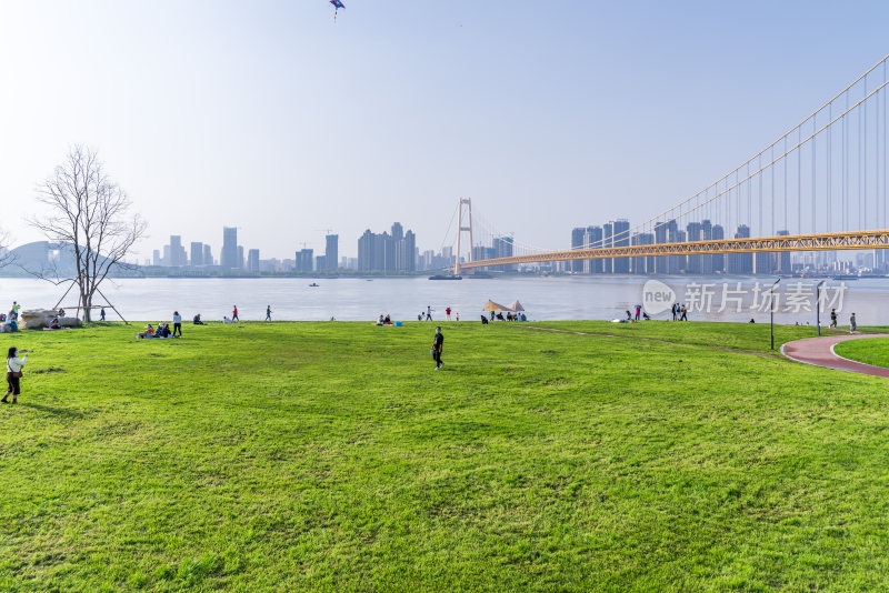 武汉洪山江滩公园风景