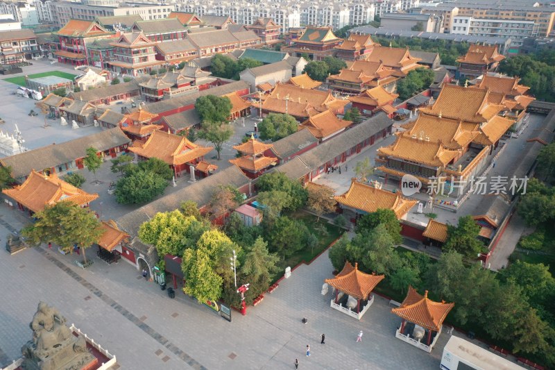 航拍内蒙古呼和浩特玉泉区大召寺