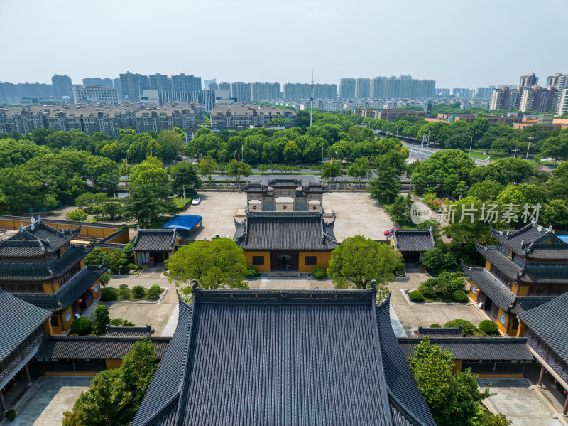 夏季白天航拍苏州张家港河南禅寺佛教建筑