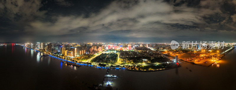 汕头夜景灯光航拍全景图