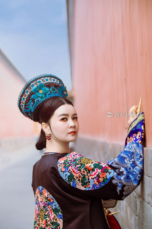 中国北京故宫紫禁城里的清朝女性古装造型