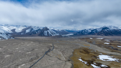 新疆帕米尔高原雪山航拍