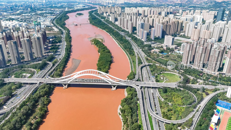 甘肃兰州黄河大桥交通地标建筑航拍图