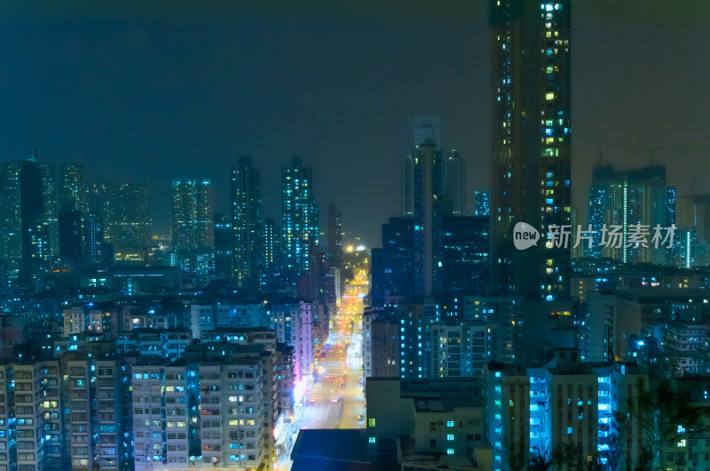 香港深水埗嘉顿山公园俯瞰城市建筑夜景灯光