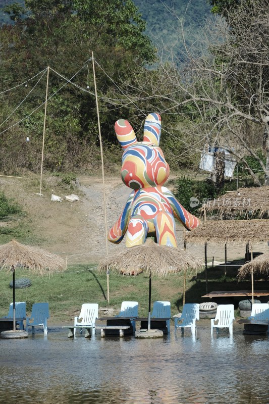 河畔休闲水上平台