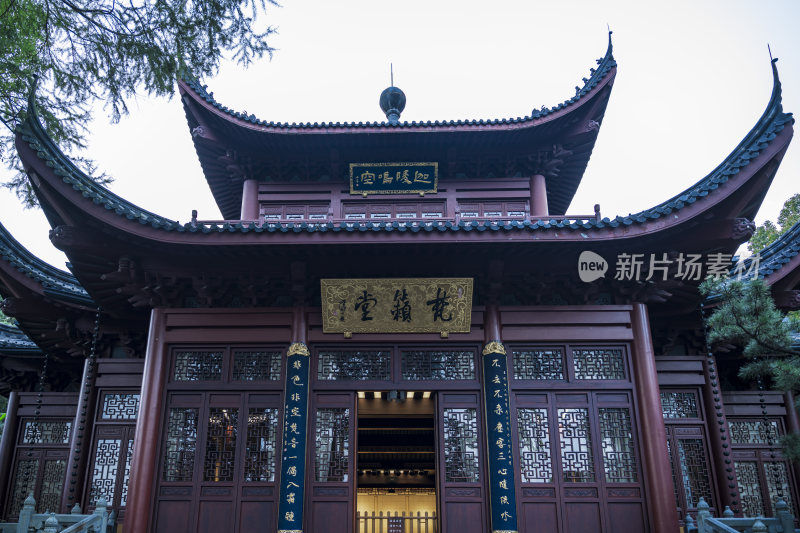 杭州飞来峰永福寺古建筑风光