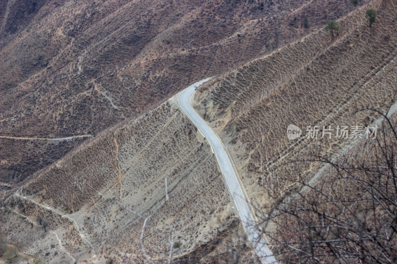 西藏昌都地区G318川藏公路沿途山川风光