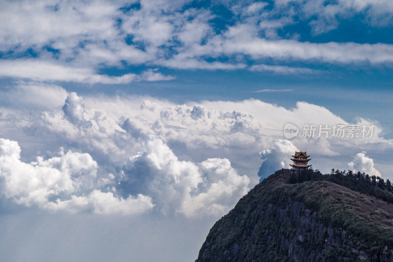 峨眉山金顶