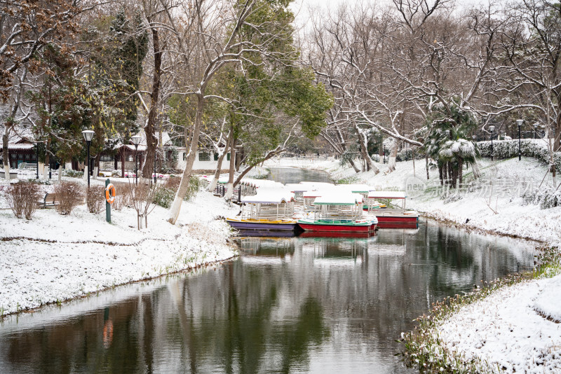 武汉冬天解放公园雪景