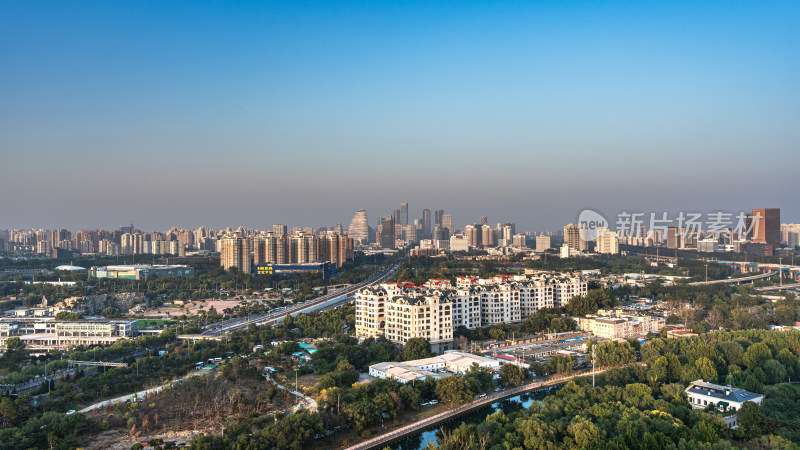 北京望京全景图展示高楼与绿化景观