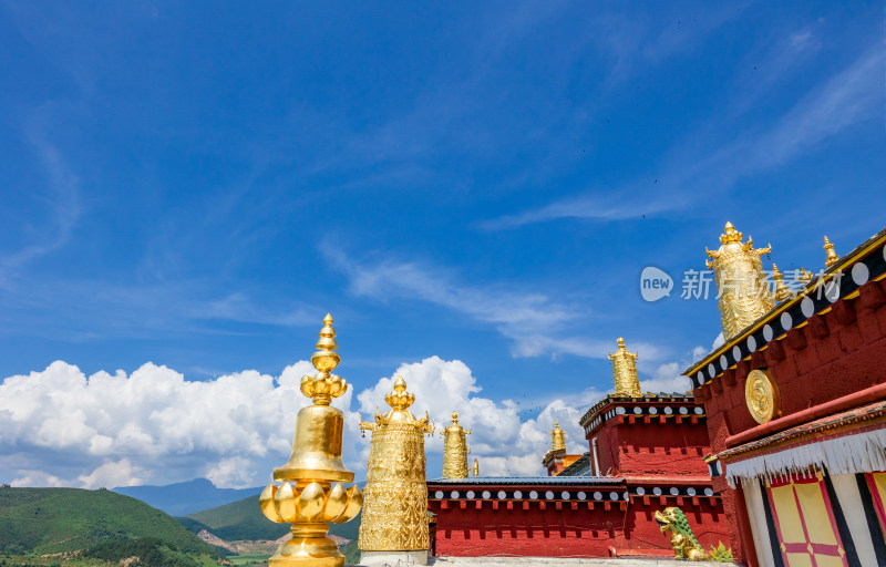 香格里拉松赞林寺风光