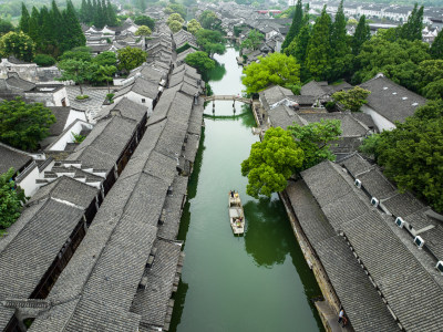 航拍江南水乡古镇乌镇全景