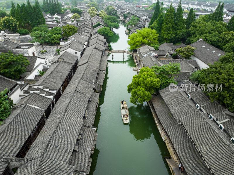 航拍江南水乡古镇乌镇全景