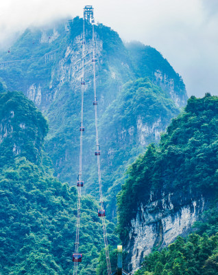 湖南省张家界市5A景区天门山国家森林公园