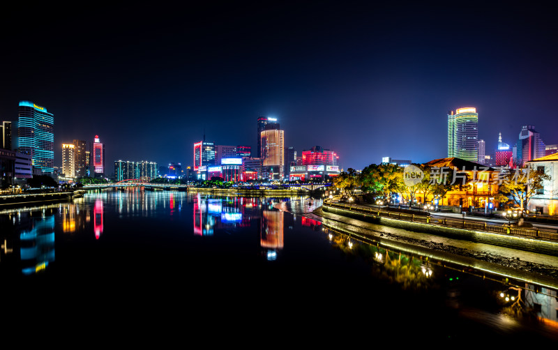 浙江宁波老外滩三江口夜景夜色城市建筑景观