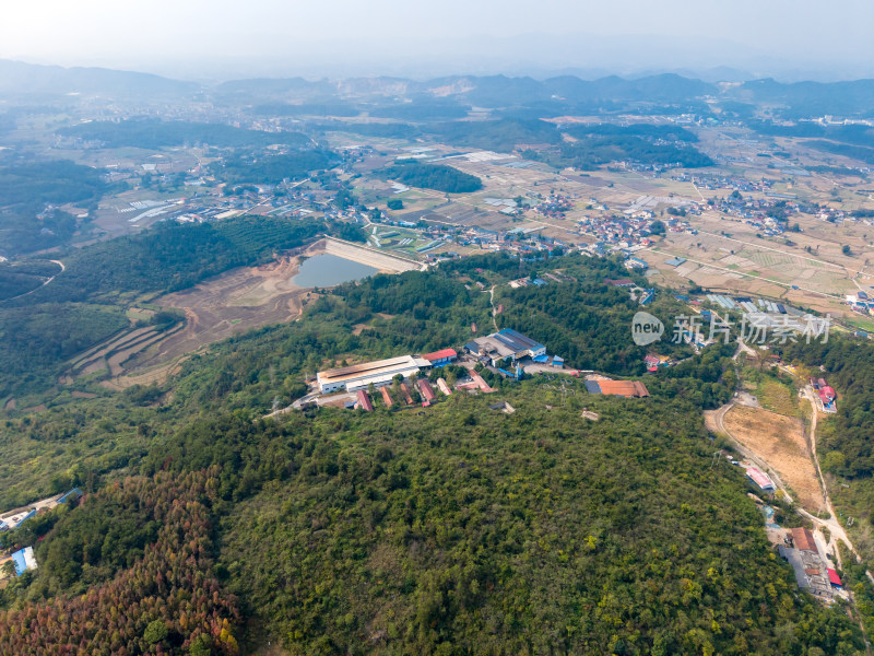 湖南山川丘陵农田乡村航拍图