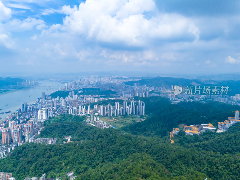 广西梧州城市大景航拍图