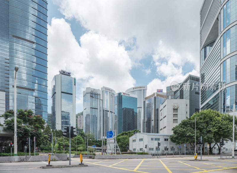 中国香港湾仔区城市高楼街景