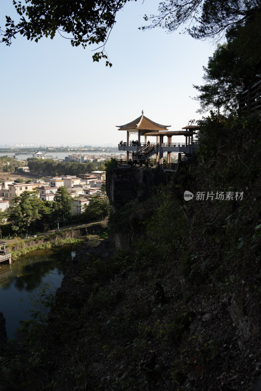 广州番禺莲花山旅游风景区古采石场景观