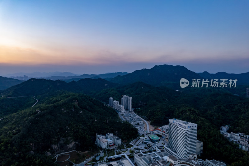 广东珠海城市夕阳晚霞航拍摄影图