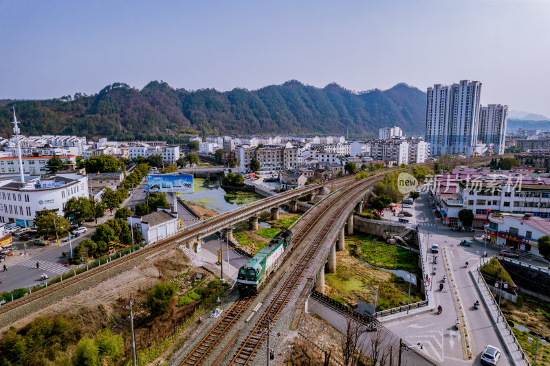 安徽省宣城市皖赣铁路绩溪县站风光