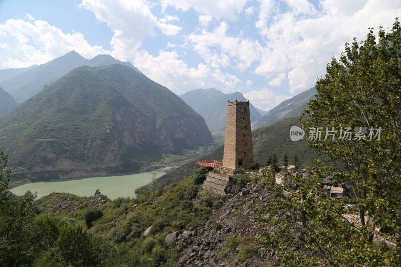 四川川西阿坝州茂县叠溪海子高视角风景