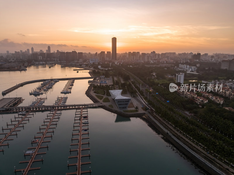 海南海口海滨新城游艇码头世贸大厦高空航拍