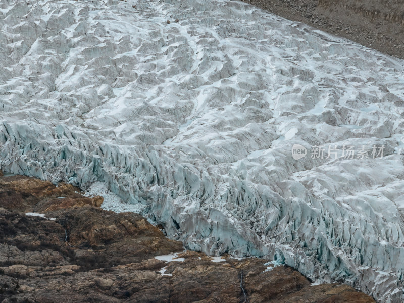 西藏那曲地区布加雪山冰川冰湖高空航拍