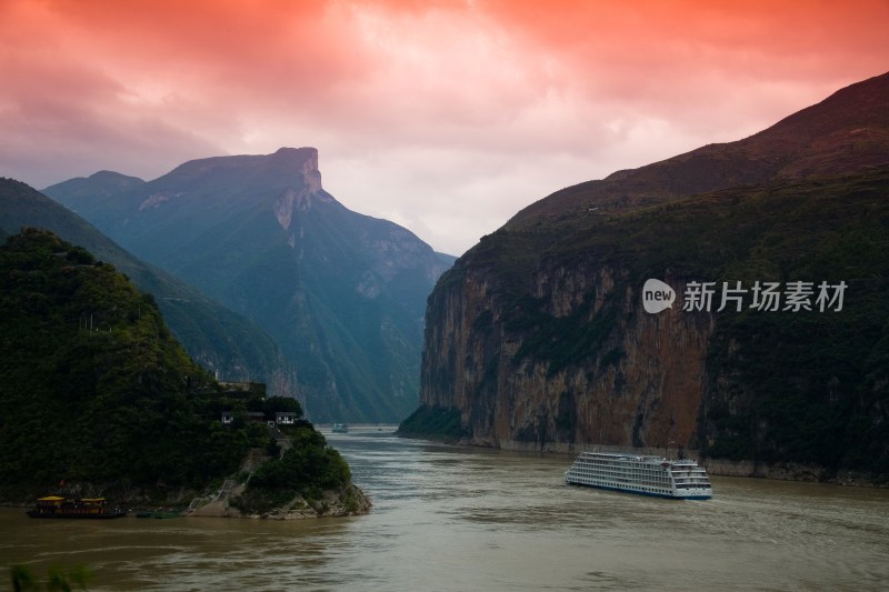 长江三峡翟塘峡