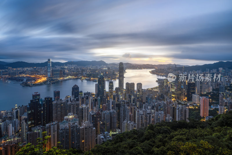 香港维多利亚港CBD中环日出夜景繁华都市