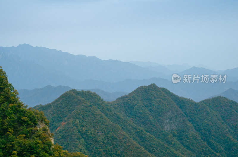 河南省洛阳白云山九龙潭秋天风景