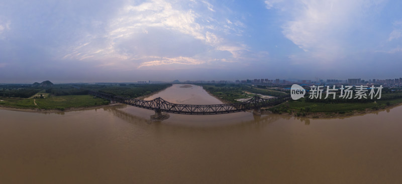 山东济南黄河泺口铁路桥航拍
