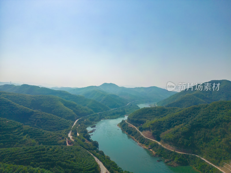 航拍澜沧江水域山水风光