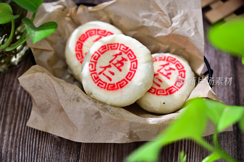 中国传统节日中秋节美食酥皮月饼