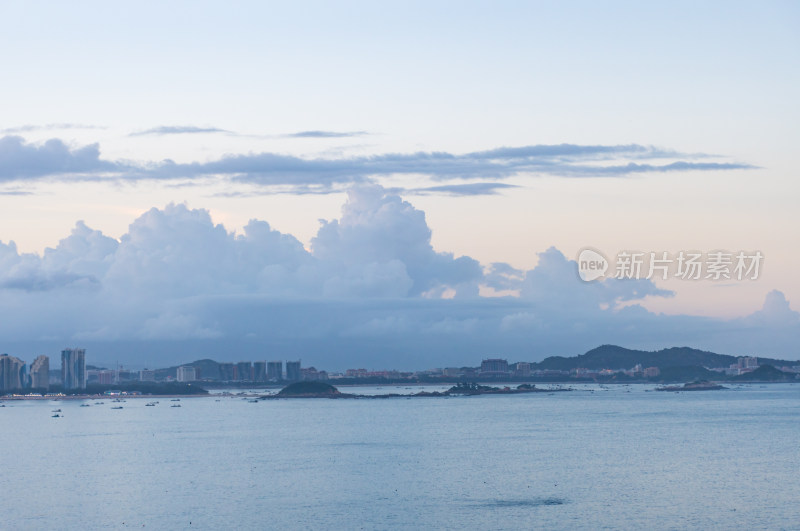 东山岛海上天空云彩景观