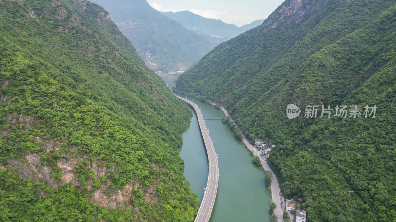 航拍最美水上公路古昭公路