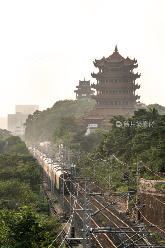 湖北武汉武昌京广铁路黄鹤楼白云阁